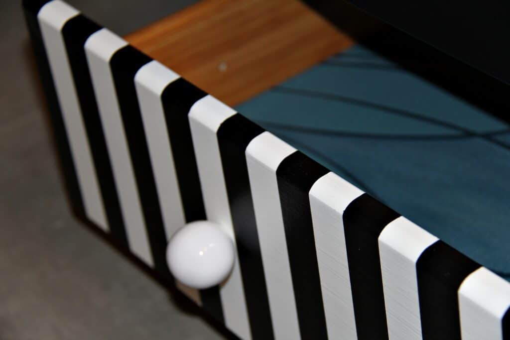 Metamorfoza sosnowej komody - zdjęcie